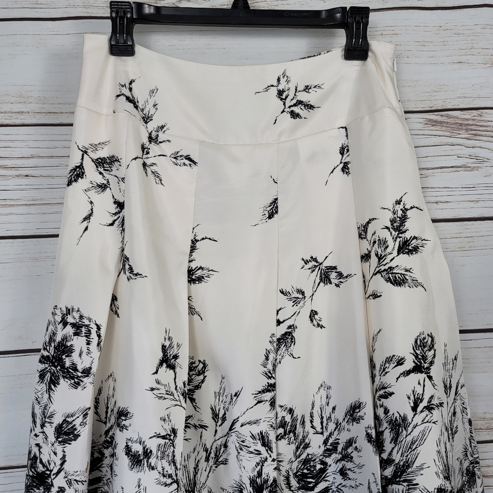 Nine West | Pleated Silk Floral A-line Skirt - Picture 3 of 11